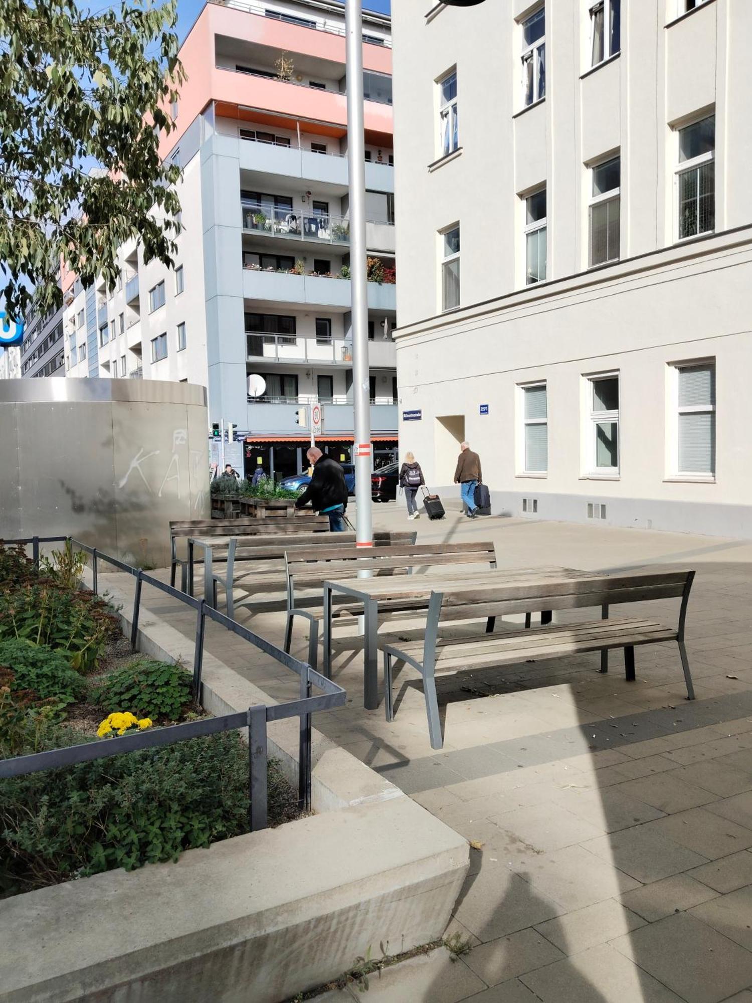 Favorit-rooms Direkt Metro-u1 Connection To Centralstation And City-center Wiedeń