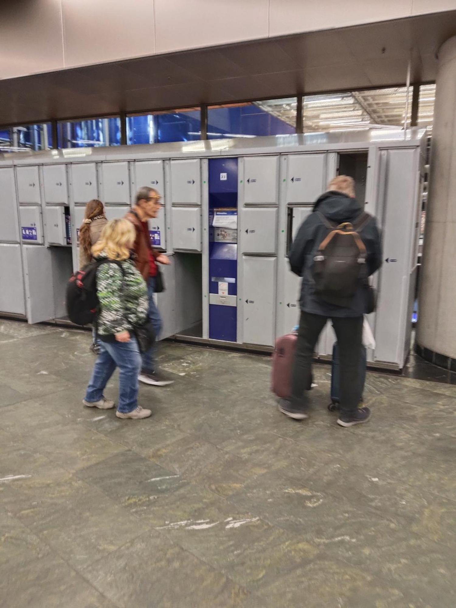 Hostel Favorit-rooms Direkt Metro-u1 Connection To Centralstation And City-center Viena