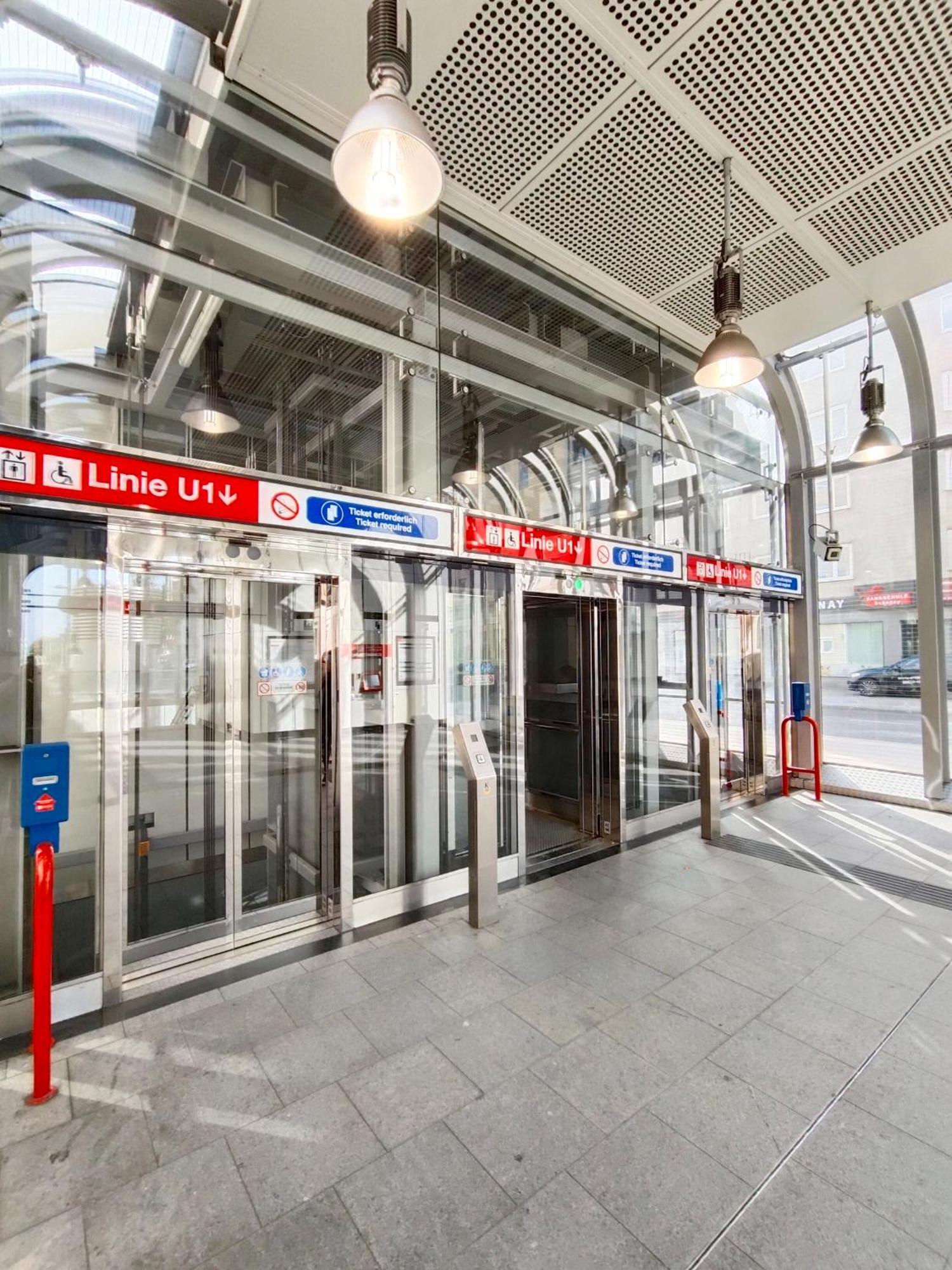 Favorit-rooms Direkt Metro-u1 Connection To Centralstation And City-center Viena