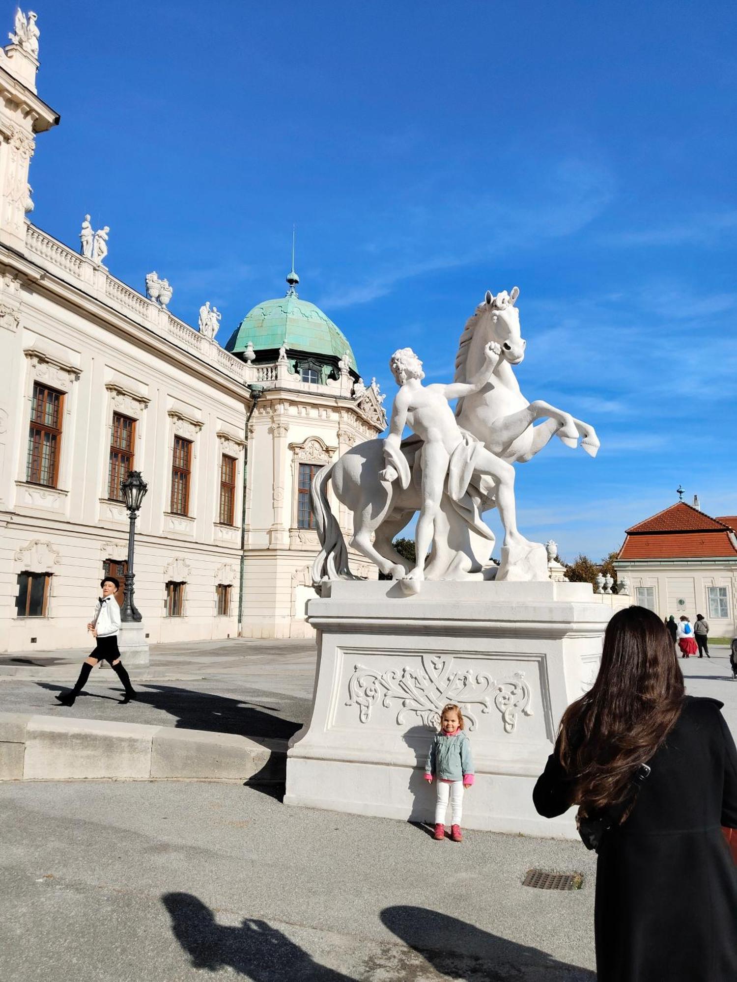 Favorit-rooms Direkt Metro-u1 Connection To Centralstation And City-center * Viena